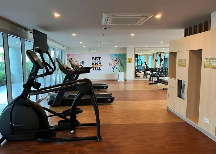 Apartamento Spacious 2br With Sofa Beds, Free Pools & Gym Access Near Moa, Okada & Airport *